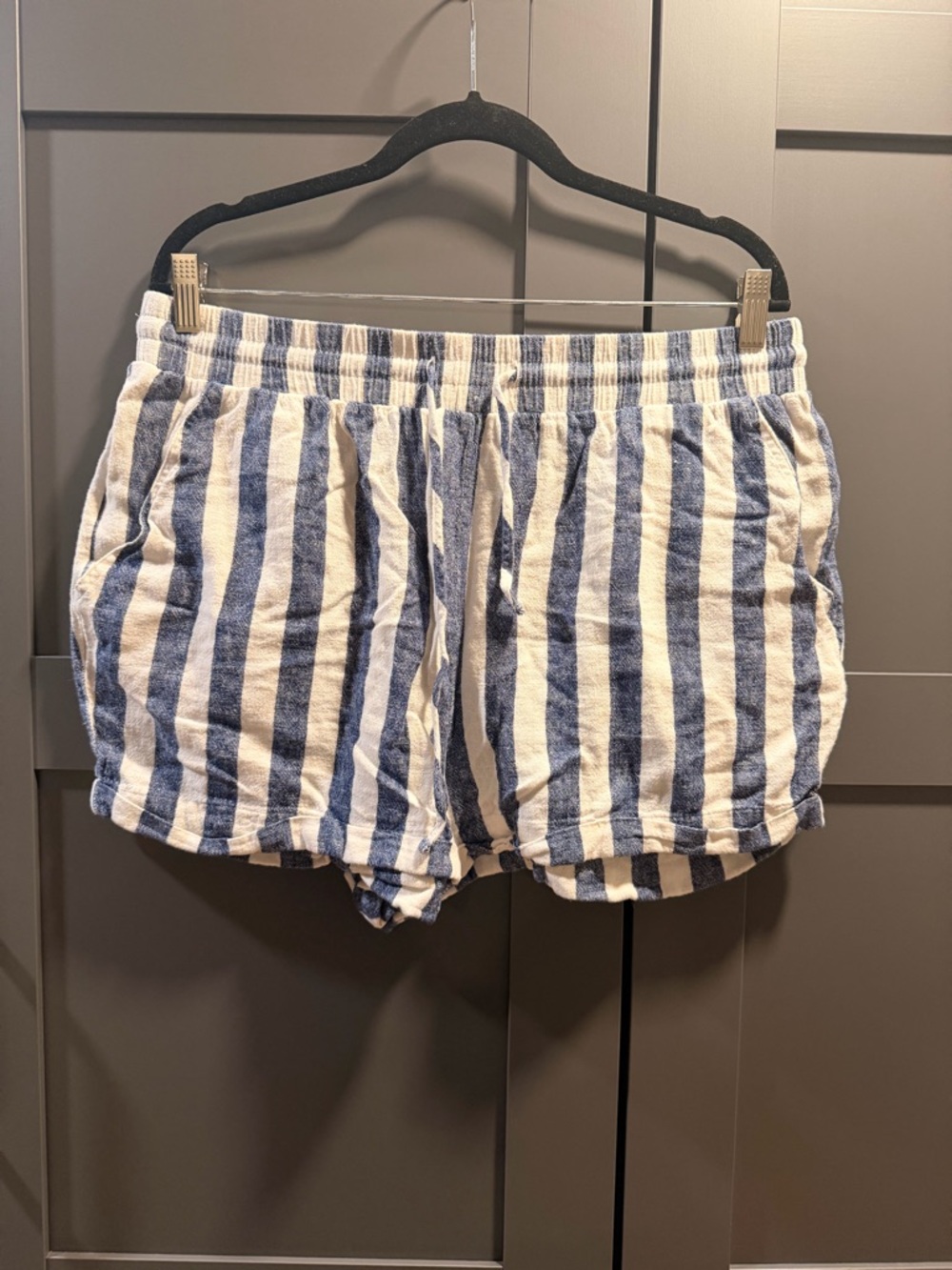 Striped Blue and White linen Women’s Shorts